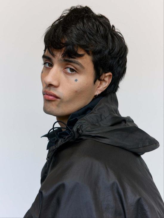  르메르 자켓 에스프레소 나일론 반팔 레인 파카 에스프레소 - LEMAIRE