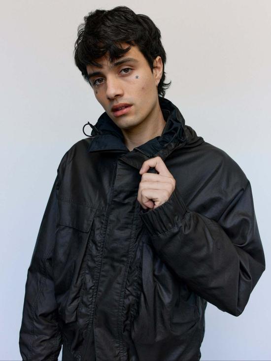  르메르 자켓 에스프레소 나일론 반팔 레인 파카 에스프레소