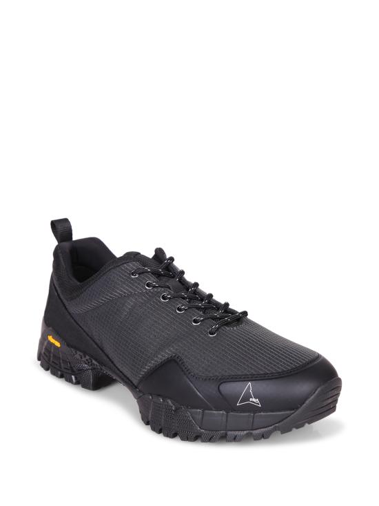 26SS 로아 스니커즈 YBUW138 FA23 BLACK Black - ROA