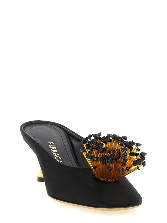 26SS 살바토레 페라가모 힐/펌프스 793011NERO - SALVATORE FERRAGAMO