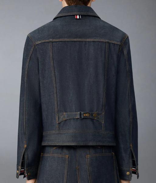 26SS 톰브라운 셀비지 데님 백스트랩 유틸리티 재킷 MJO256SF1101415 DOM - THOM BROWNE