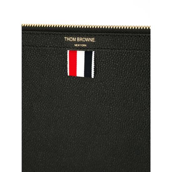 26FW 톰브라운 스몰 태블릿 클러치 MAC019L 00198 001 BLACK - THOM BROWNE