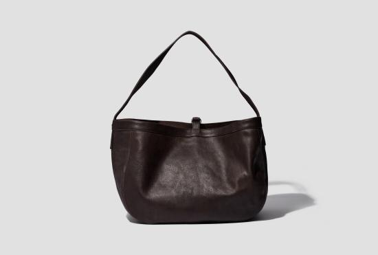 26SS 타이가 타카하시 숄더백 LOT.004 뉴스보이 백 - 갈색 가죽 TTCORE004