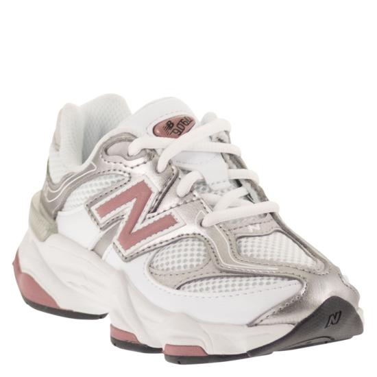 26SS [키즈] 뉴발란스 스니커즈 P9060 WHITE - NEW BALANCE