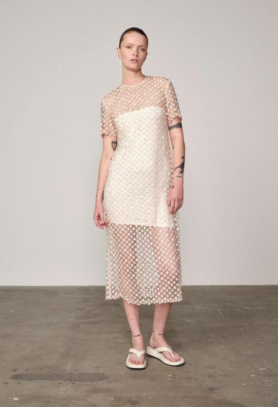  비르기테 허스카인드 숏 원피스 허스킨드 바벨 드레스 크림