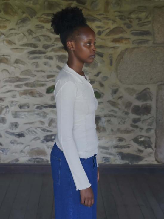  베이스레인지 긴팔 티셔츠 오마토 폴로 긴팔 상의 오프화이트 - BASERANGE