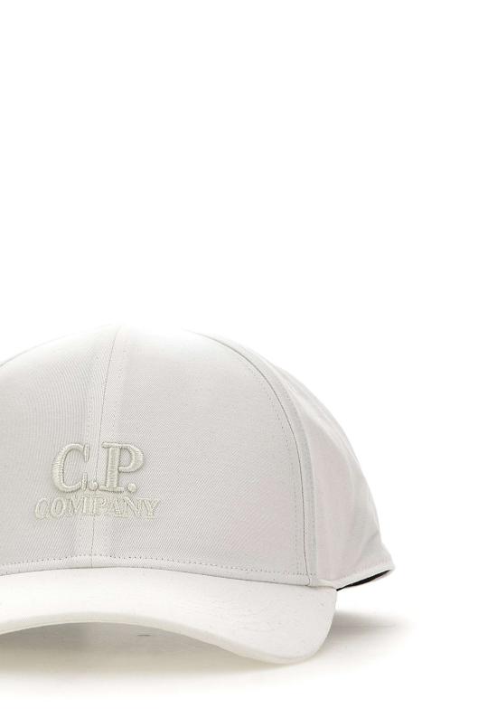 26SS 씨피 컴퍼니 볼캡 RCCMAC750A 006288A103 White - C.P. COMPANY