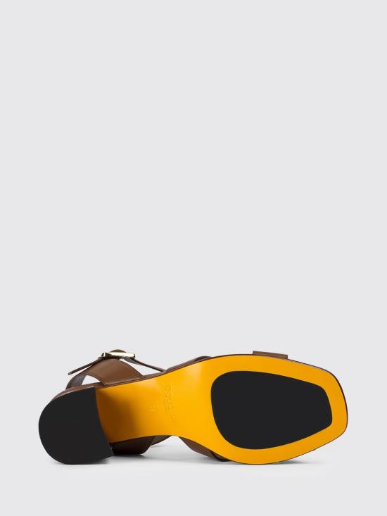 26SS 듀칼 샌들 DD8884DAISUF073 MM03 Brown - DOUCAL’S