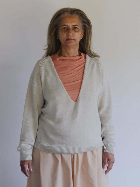  베이스레인지 스웨터 소어 V넥  그레이 멜란지