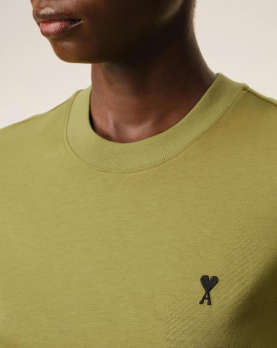 26SS 아미 스몰 하트 로고 코튼 크롭 티셔츠 FTS347724 A035 - AMI