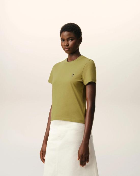 26SS 아미 스몰 하트 로고 코튼 크롭 티셔츠 FTS347724 A035 - AMI