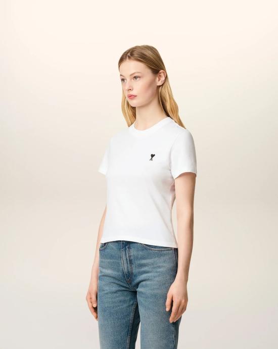 26SS 아미 스몰 하트 로고 코튼 크롭 티셔츠 FTS347724 100 - AMI