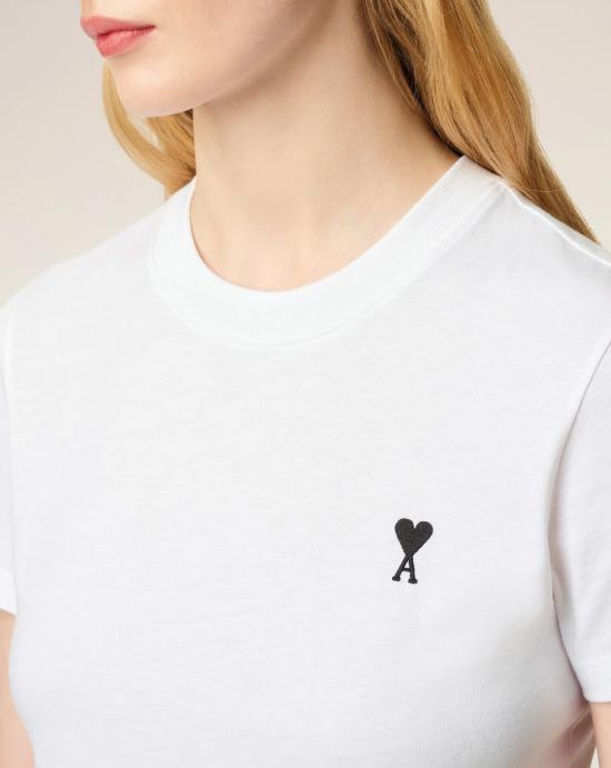 26SS 아미 스몰 하트 로고 코튼 크롭 티셔츠 FTS347724 100 - AMI