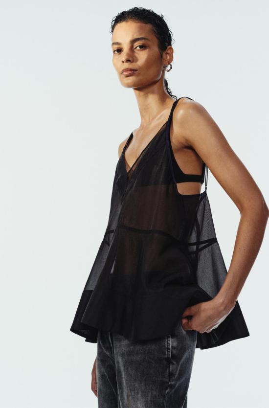  세인트 아트 민소매 티셔츠 생트 아르 누르 탑