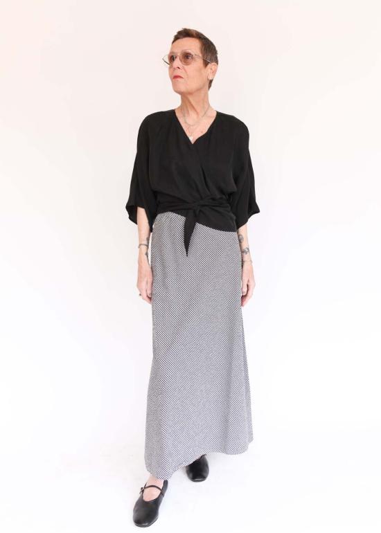  브린 워커 롱 스커트 롱 바이어스 스커트 네비아 체크 시어서커