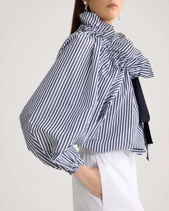  파투 블라우스 리사이클드 페일 롱 슬리브 크롭 탑 블루 - PATOU