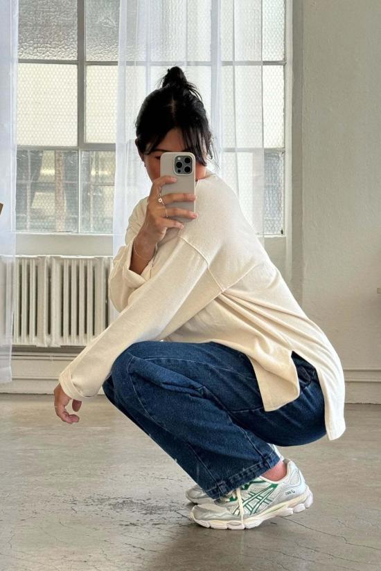  르 본 숍 긴팔 티셔츠 선데이 티셔츠 - Le Bon Shoppe