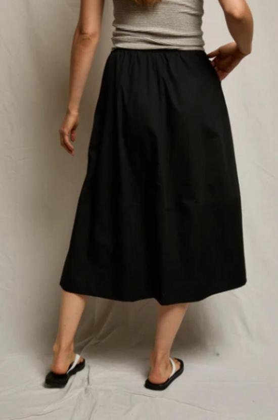  퍼펙트 화이트 티 미디 스커트 퍼펙트화이트티 민카 포플린  블랙 - PERFECT WHITE TEE