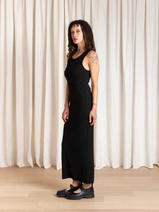  알리 골든 롱 원피스 리브드 드레스 - ALI GOLDEN