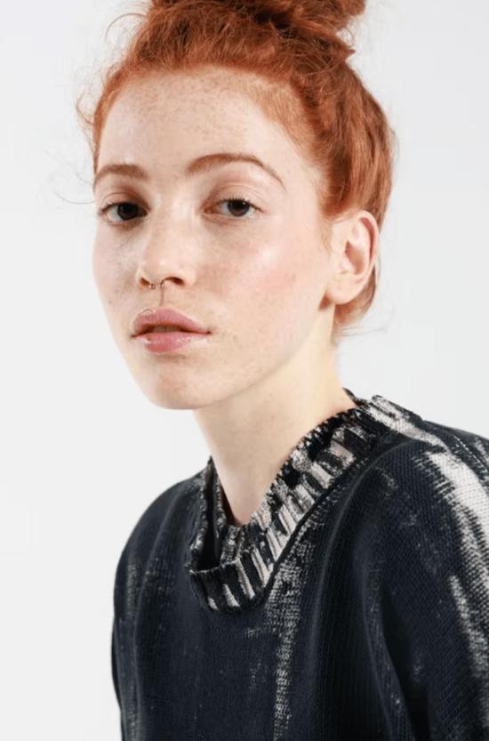  세리에 뉴메리카 스웨터 세리엔 우메리카 핸드페인팅 박시 - SERIENUMERICA