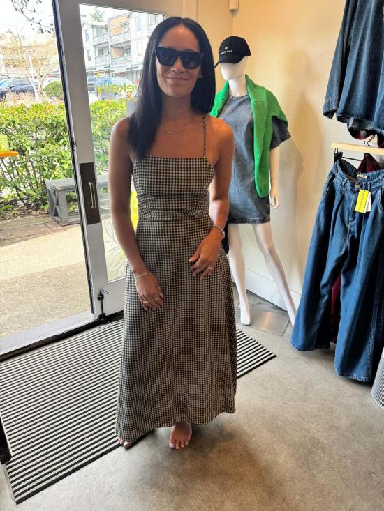  WAVEKELLY 숏 원피스 웨이브켈리 깅엄 타이백 미디 드레스 블랙 앤 화이트 깅엄