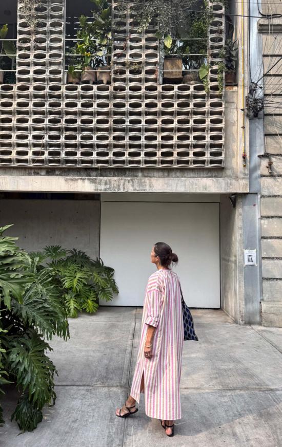  투 롱 원피스 시크 스트라이프 롱 카프탄 - TWO