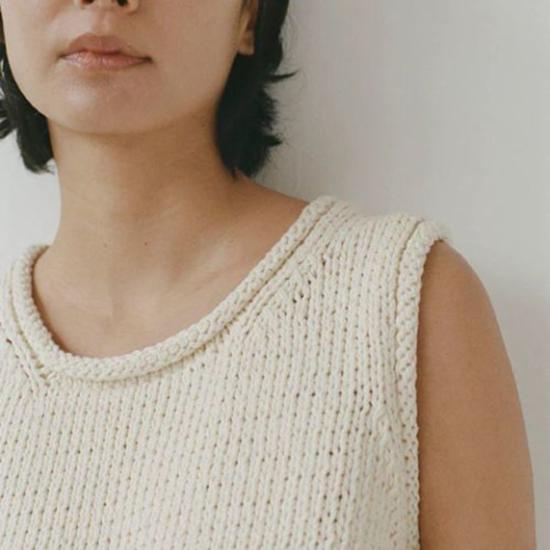  샤이나 모트 민소매 티셔츠 샤이나 모테 브리사 탑 - SHAINA MOTE