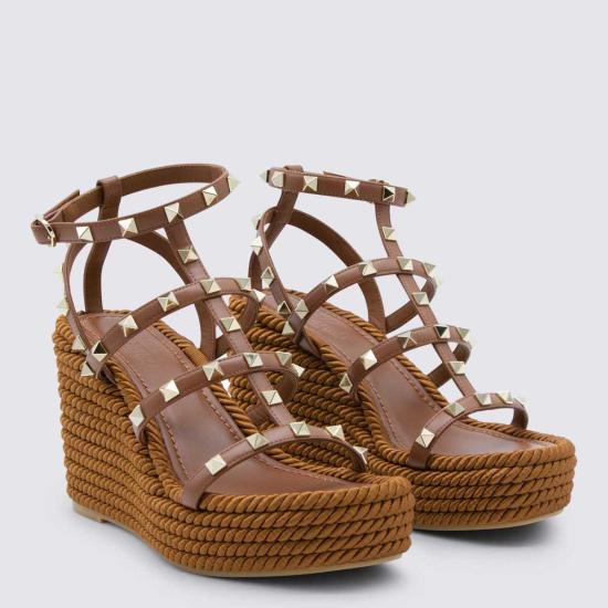  발렌티노 가라바니 샌들 록스터드 가죽 에스파드리유 토바코 - VALENTINO GARAVANI