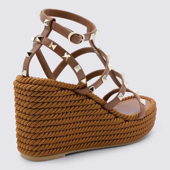  발렌티노 가라바니 샌들 록스터드 가죽 에스파드리유 토바코 - VALENTINO GARAVANI