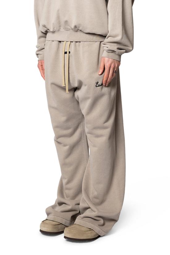 26SS 피어오브갓 트레이닝/조거 팬츠 130SP268652F - FEAR OF GOD