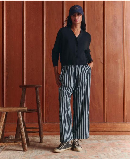  더 그레이트 가디건 . 축소된 V넥 - THE GREAT