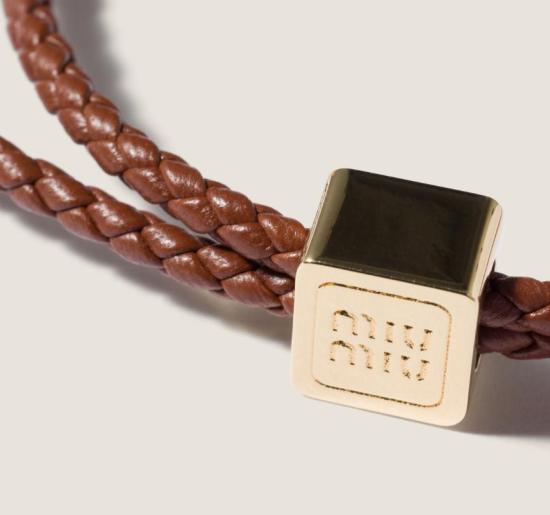 26SS 미우미우 팔찌 5IB772 2IGY F0046 COGNAC DOM - MIU MIU
