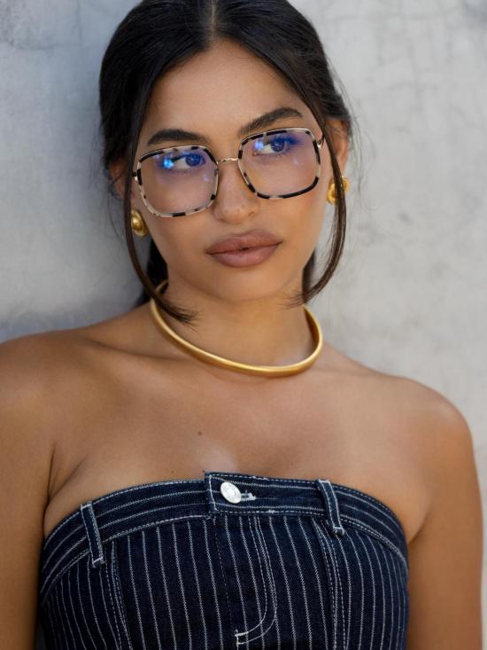  프레어스 아이웨어 안경 프레이르스 코스모 블루라이트 차단  (밀키 토터스 색상) - FREYRS EYEWEAR