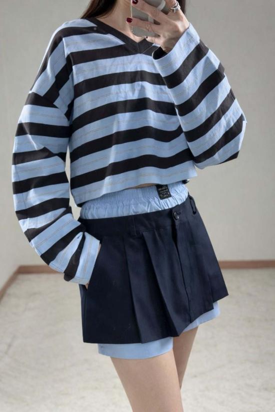  더 엔케이씨 스토어 긴팔 티셔츠 NKC 스토어 크롭 스트라이프 긴팔 상의 (블루 스트라이프) - The NKC Store