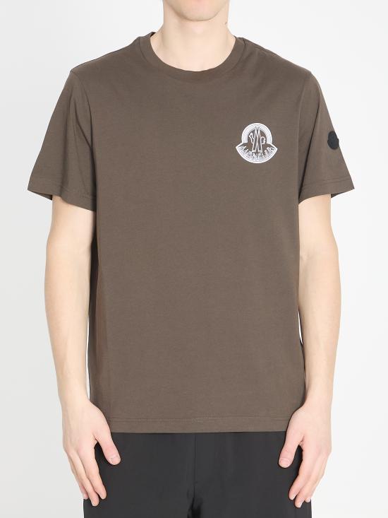 26SS 몽클레어 반팔 티셔츠 L10918C0002089AYW258 BROWN