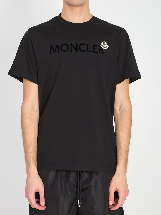 26SS 몽클레어 반팔 티셔츠 L10918C000678390T999 BLACK