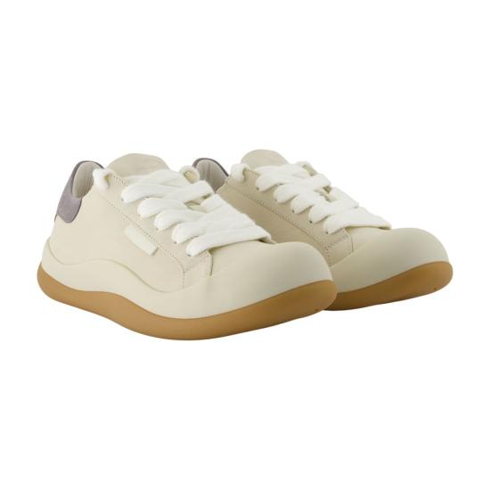 26SS 악셀 아리가토 스니커즈 F3654001 BEIGE - AXEL ARIGATO