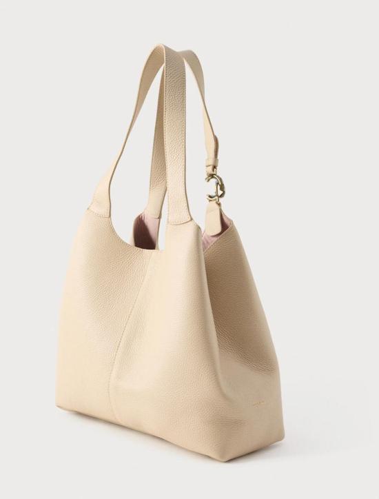 26SS 코치넬리 숄더백 E1 SHA 11 01 01N64 SANDSHELL - COCCINELLE