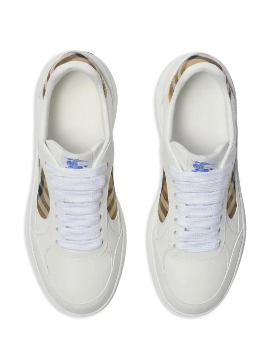 26SS 버버리 레더 체크 테라스 스니커즈 8108649 WHITESANDI - BURBERRY