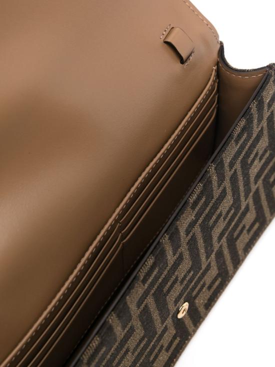 26SS 펜디 바게트 체인 지갑 8M0498A98PF0A6E TABACOMORO - FENDI