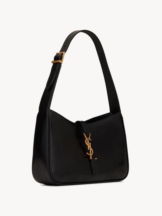 26SS 생로랑 LE 5 A 7 모노그램 토트백 6572282R20W 1000 Black - SAINT LAURENT