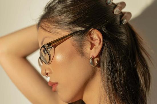  Milk & Rose 이어링 밀크 앤 로즈 해머드 후프