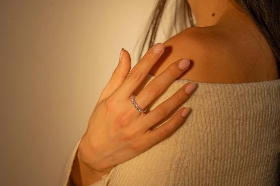  Milk & Rose 반지 밀크 앤 로즈 스퀘어 컷 크리스탈 링