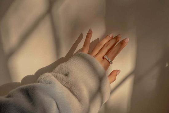  Milk & Rose 반지 밀크 앤 로즈 스퀘어 컷 크리스탈 링 - OTHER BRANDS