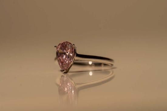  Milk & Rose 반지 밀크 & 로즈 드롭 센터스톤 링 - OTHER BRANDS