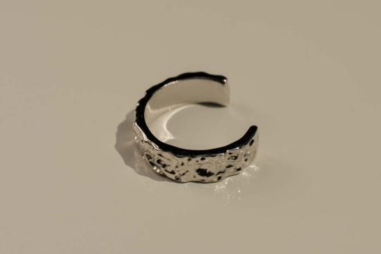  Milk & Rose 이어링 밀크 & 로즈 크링클 커프 이어 커프 - OTHER BRANDS