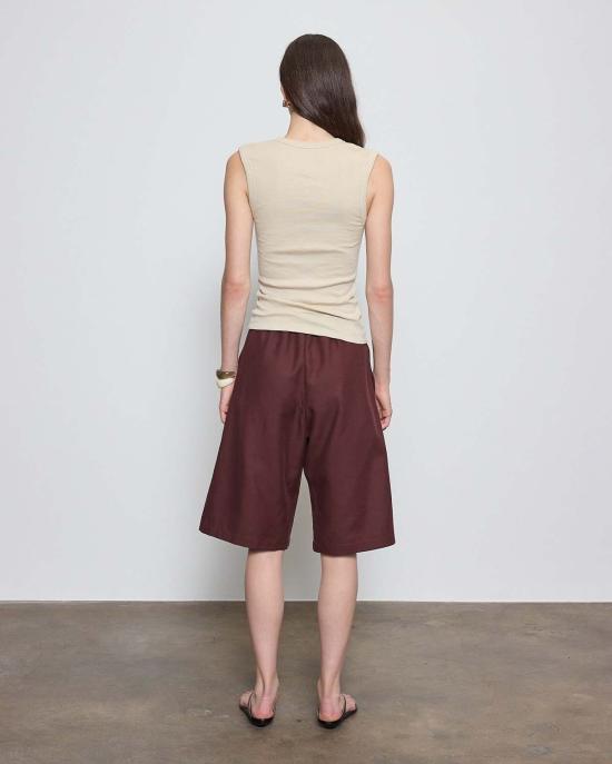  엔자 코스타 민소매 티셔츠 텍스처드 립 슬리브리스 V 탱크탑 - ENZA COSTA