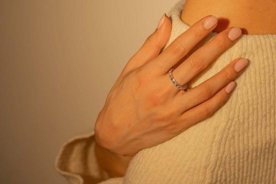  Milk & Rose 반지 밀크 앤 로즈 로미 이터니티 링