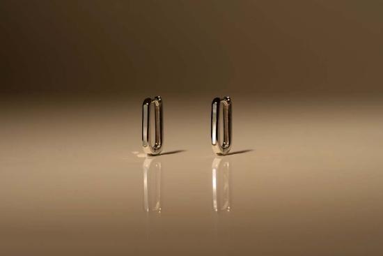  Milk & Rose 이어링 밀크앤로즈 미니 스퀘어 후프 귀걸이 - OTHER BRANDS