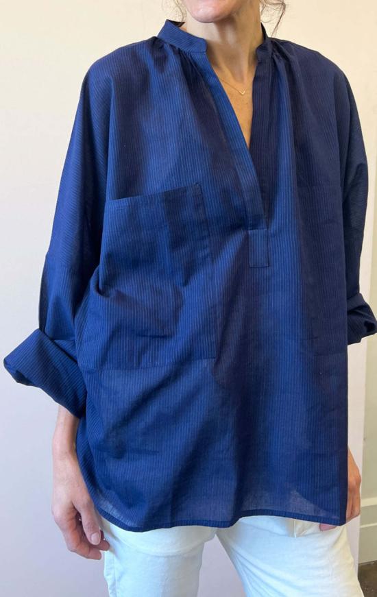  투 셔츠 네이비 핀스트라이프 긴팔 셔츠 두 벌